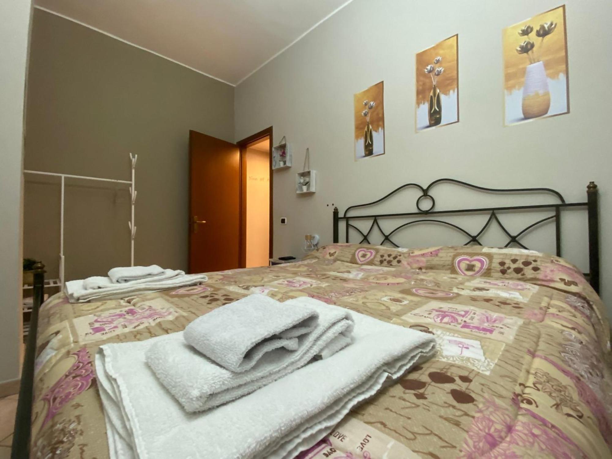 Casa Giulia Forum Assago M2 M1 Milano Centro Corsico Exteriör bild